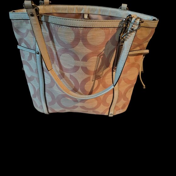 Coach Aubrey Handbag - Picture 4 of 10
